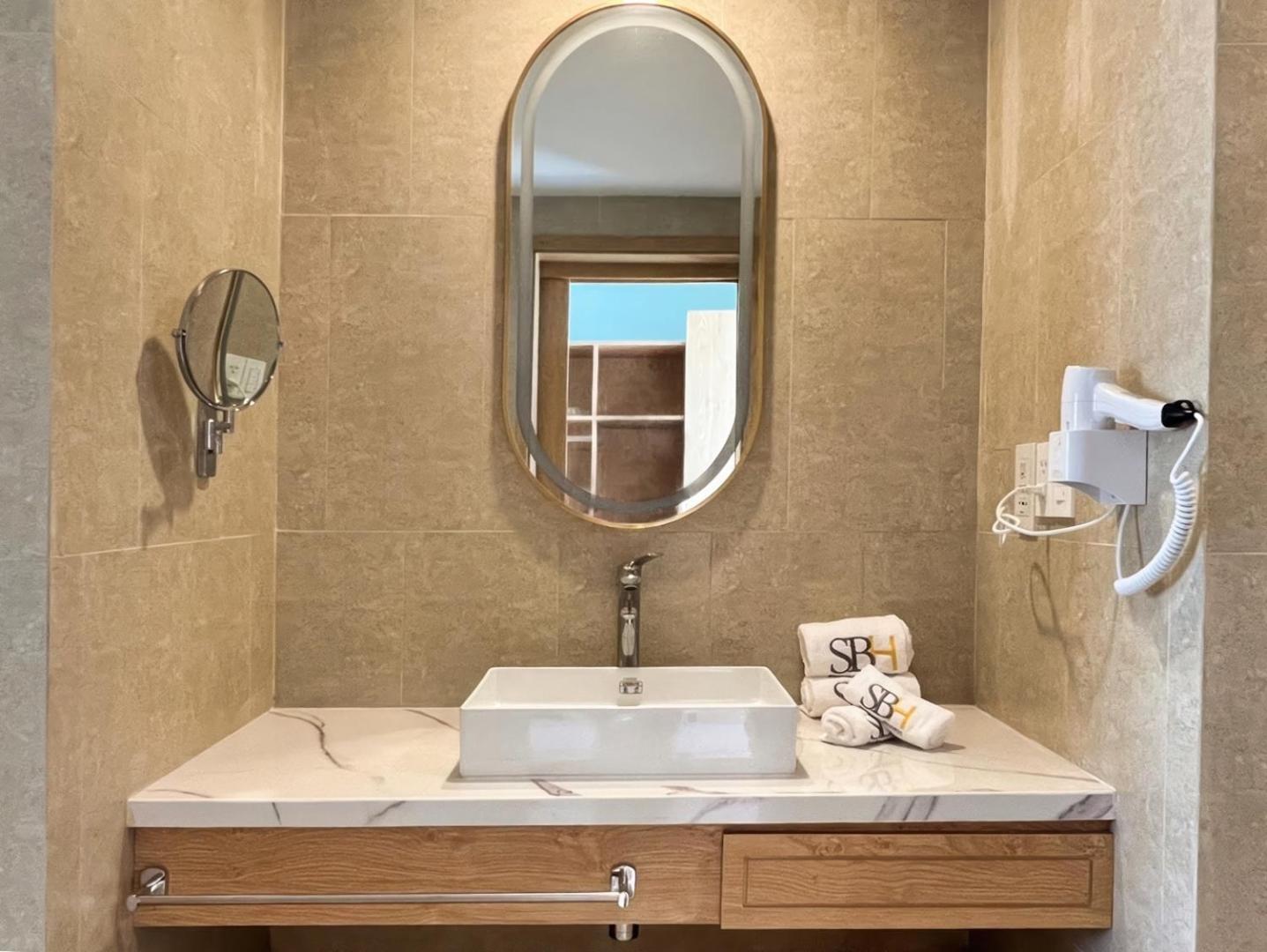 Sbh Gloria Hue Hotel Luaran gambar